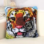 Latch Hook Kits DIY Animal Pattern Pillow Making Package 43x43cm Tiger