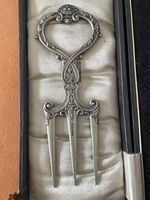 Antique 1900s 3 prong bread ford - silver plated - Sutton & Co