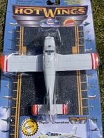 Hot Wings Piper Cherokee Private Series Diecast 2024 Silver/Red Unopened