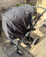 BRITAX Römer B-Smart 4 Buggy Plus Compatible Carry Cot. Very Little Use. VGC.