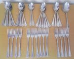 ONEIDA Cutlery Beaded/Bead Design Soup/Dessert Spoons Forks Stainless Steel