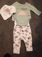 Primark Jurassic World 3pc Baby Outfit Set 0-1 Month Bodysuit Trousers Hat