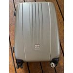 Ricardo Beverly Hills Hardside Spinner Carry On Suitcase Champagne Gold 20 Inch