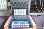 Novation - Circuit Rhythm - Sampler - With 128 GB SD card