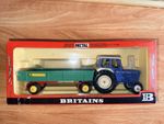 Britains Tractor Ford Gift Set 9597 Tractor And Trailer