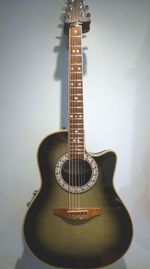OVATION CELEBRITY CC57 - KOREAN MADE - LOVELY TOP WITH A NEW, QUALITY GIG BAG!