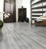 Grey Dartmoor Oak Laminate Flooring 8mm 2.26m²