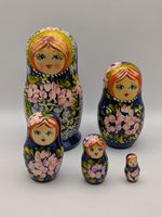 Vintage Russian Nesting Dolls Matryoshka Set Of 5 Hand Made Hand Painted VGC