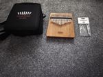 HOKEMA  B 17  KALIMBA