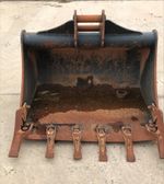 Keen Doosan DX50/55 36" bucket with teeth