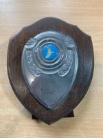VINTAGE PIGEON RACING WOODEN TROPHY SHIELD PLAQUE WITH STAND (P3) AA