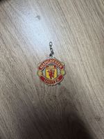 Manchester United FC Metal Crest Keyring Charm Man Utd Football Memorabilia