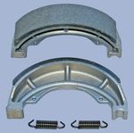Rear brake shoes to fit Suzuki GZ125 Marauder (1998-2011) pair, S602 type