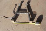 Suzuki GS550 gs550E CENTER STAND ASSEMBLY 77-80