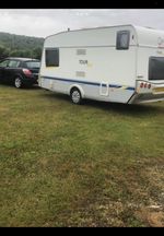 Tec Tour 470Tk German Built Caravan fixed bunk beds includes Isabella awning VGC