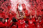 ICONIC 2005 CHAMPIONS LEAGUE PHOTO STEVEN GERRARD LIVERPOOL FC PHOTO PRINT