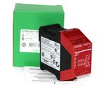 Schneider XPSAK361144 Preventa Module for Emergency Stop 110V AC / 24V DC