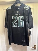 Nike x Philadelphia Eagles Jersey with Barkley 26 printing. Size Uk L