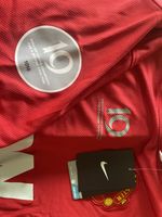 Manchester United limited edition shirt box set