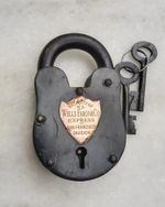 Antique Style Padlock 5'' Wells Fargo With 2 Key Old Vintage Style Lock