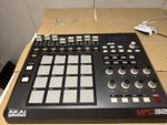 🔥PRICE DROP Akai Professional MPD 32