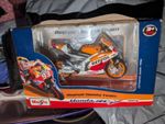 Maisto 1:18 Scale Repsol Honda Marc Marquez And Repsol Honda Nicky Hayden