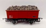 BROWN IRON SIDED COAL WAGON LOADED No.B388469 OO GAUGE BY HORNBY