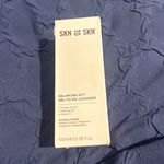 SKN TO SKN Gel-to-Oil Face Cleanser Make-Up Remover Maracuja Oil 100ml