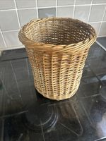Small Round Wicker Basket 22cm Diameter