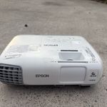 Epson H694B LCD Projector Home Cinema/Office Projector HD 1080p HDMI VGA USB