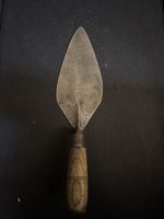 G Walby Narrow London Pattern 9” Brick Trowel