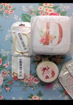 Floral D Initial Gift Set