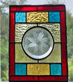 BEAUTIFUL VICTORIAN STAINED GLASS WINDOW WITH BEVELLED CENTRAL STARBURST