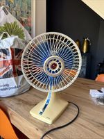 Vintage rare Sanyo Dynamic Wide Fan Oscillating  EF 5FH blue blades retro