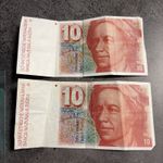 Notes 36 Switzerland 10 Franken  Bank Notes (2) 1983 Circulated Condition