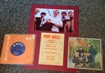 BRIAN POOLE & TREMELOES☆ MOUNTED & SIGNED CONCERT FLYER + 2 Singles + promo pics