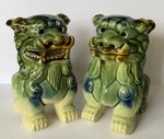 VINTAGE PAIR OF CHINESE DRAGON GUARDIAN LION FOO DOGS CERAMIC FIGURES