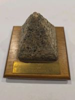 Old London Bridge Granite Paperweight Souvenir Collectable