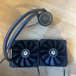 ID-COOLING FROSTFLOW X 240 CPU WATER COOLER AIO PWM FANS 1700/1200/115 AMD/INTEL