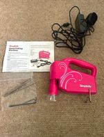 Simplicity Hand Felting Machine Pink with Power Cord, Needles & Instructions