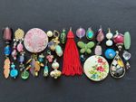 JOB LOT X 33 Pendants Vintage Modern Metal Craft Re-Purpose Sell Making Jewels