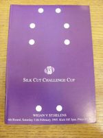 11/02/1995 Rugby League Programme: Wigan v St Helens [Challenge Cup] (team chang