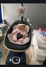 Egg Smart Motion Rocker fairly used and it’s in perfect working condition.
