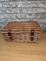 Empty Wicker Picnic Hamper Basket Large Storage Chest Brown Faux Leather Straps