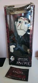 Angel Puppet Replica Battle Damaged Smile Time Box Tatty 4338 Of 5000