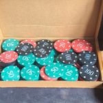 100pc Poker Casino Chips Set Mixed Colours Denominations 5 10 20 50 100