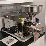 Stainless Steel Electric Grain Mill 2200W 50kg Adjustable Silver