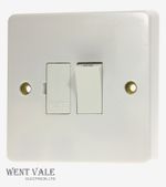 Crabtree Capital 4000 Series - 4827 - 13a D/Pole Switched Fuse Connection Unit