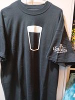 DRAUGHT GUINNESS  BLACK T-SHIRT SIZE XL SHORT SLEEVED ** NEW**