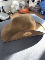 WWII Australian Slouch Hat with Badge John Bardsley & Sons